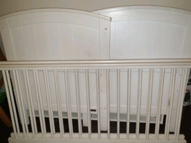 mamas and papas yale cot bed